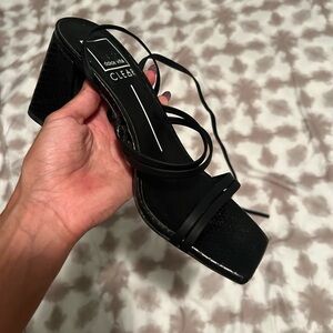 Dolce Vita Black Heels Sleek Suede Design